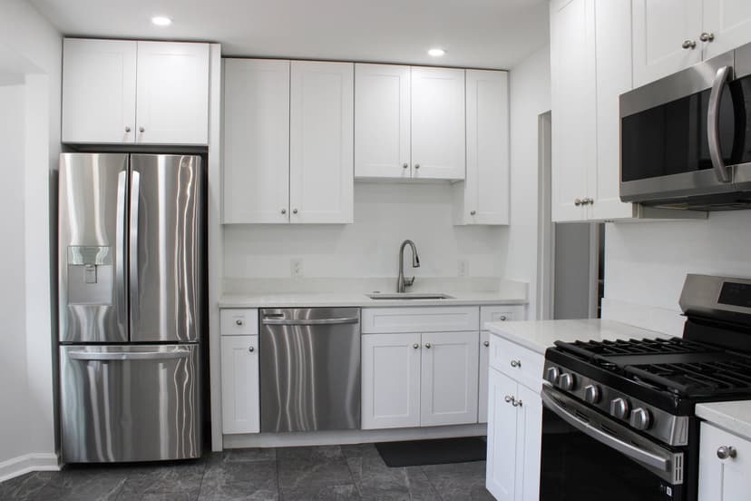 Kitchen remodel in Virginia by Excell Homes — photo 2 of 17