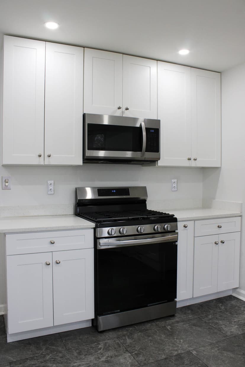 Kitchen remodel in Virginia by Excell Homes — photo 3 of 17