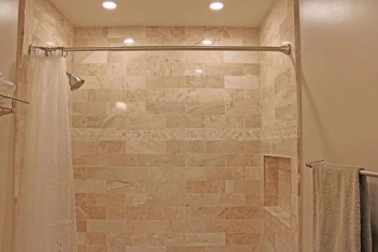 Laconia Circle Bathroom, photo 2