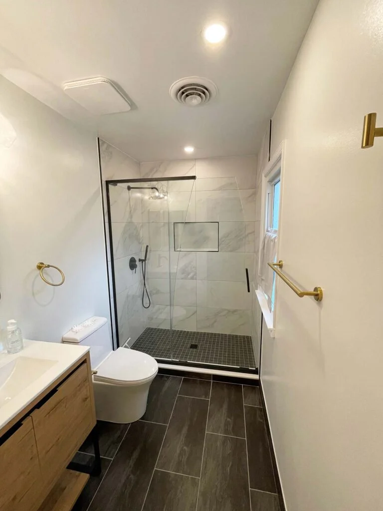 Summerswood Drive Bathroom, photo 1