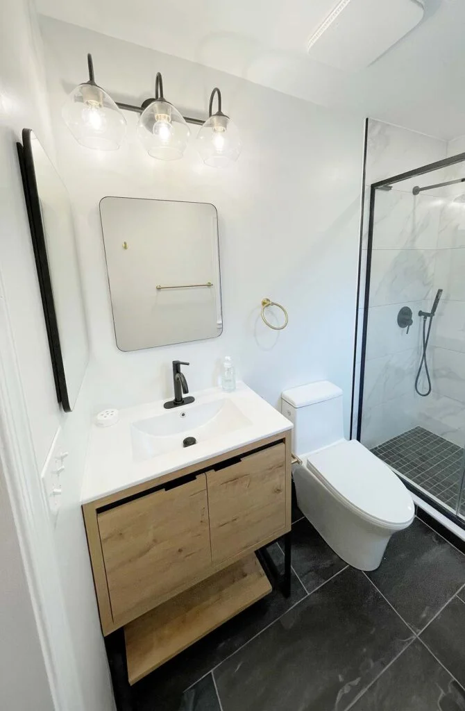 Summerswood Drive Bathroom, photo 3