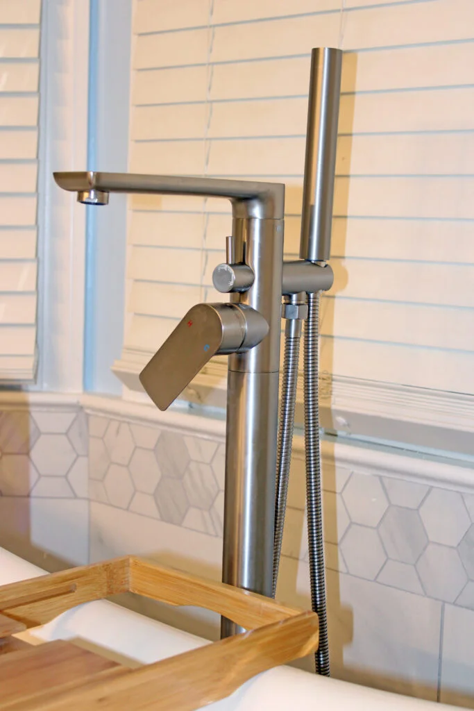 Towne Gate Bathrooms, photo 11